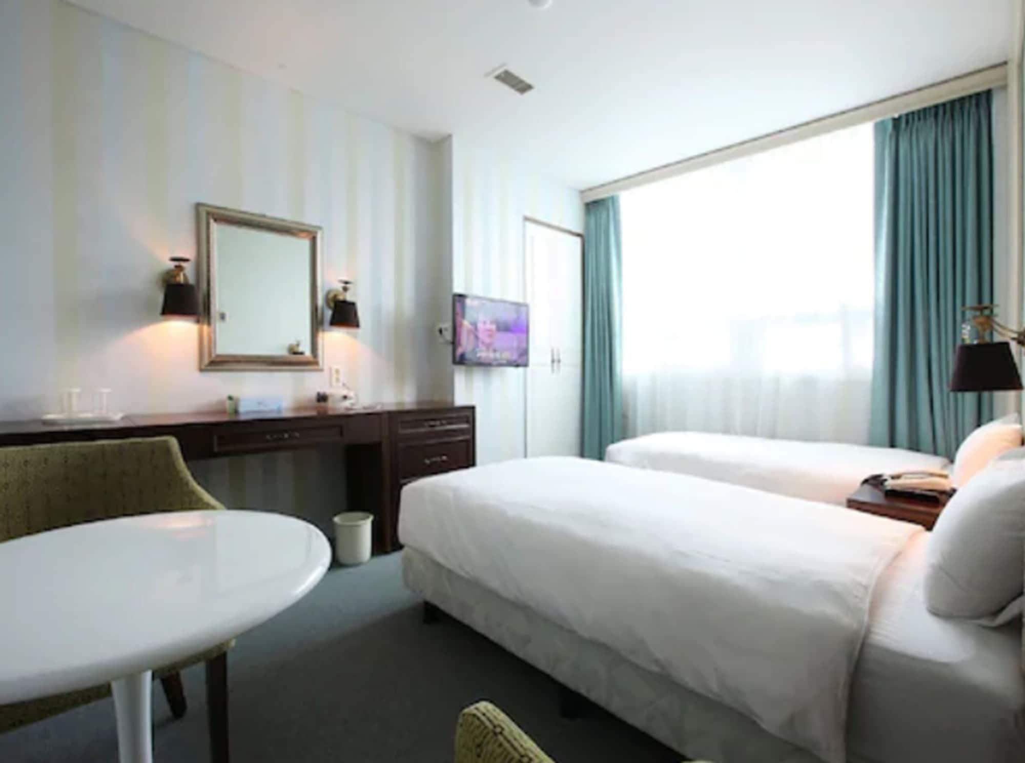 Central Tourist Hotel Сеул Екстер'єр фото