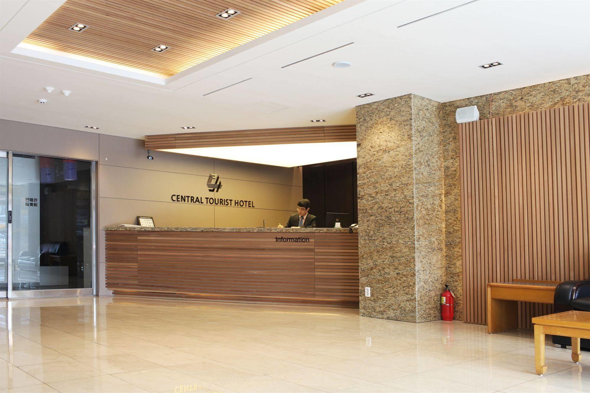 Central Tourist Hotel Сеул Екстер'єр фото